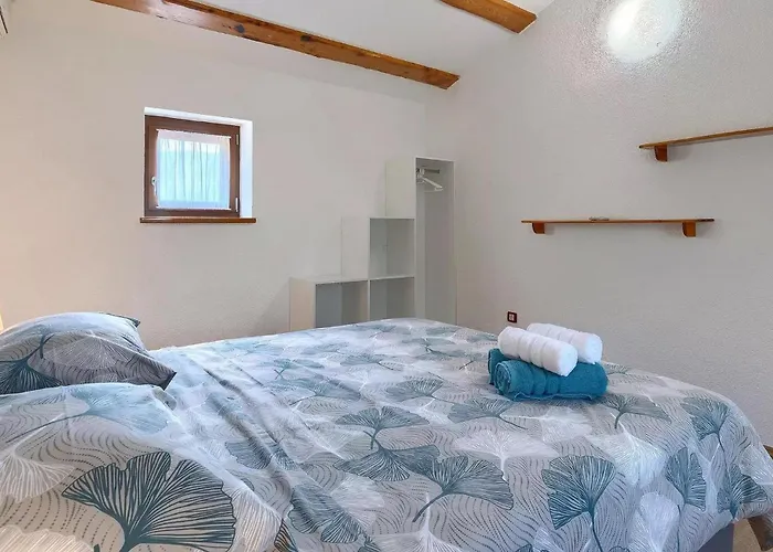 Mikales Semesterbostad Pulgarija Cepic