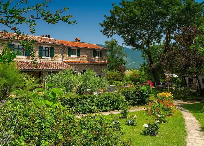 Semesterbostad Mikales Pulgarija Cepic