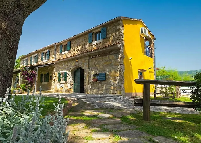 Mikales Vikendica Pulgarija Cepic