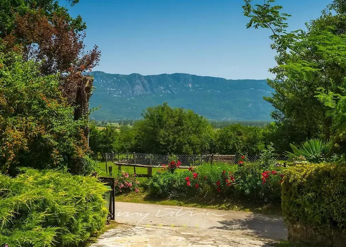 Vikendica Mikales Pulgarija Cepic